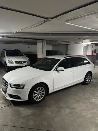 Audi A4 avant 2.0TDI 2012