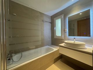 Ático en alquiler en Nueva España en Madrid