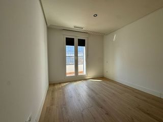 Ático en alquiler en Nueva España en Madrid