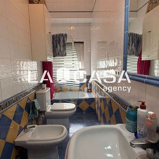 Piso en venta en Cruz Roja en Sevilla