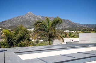 Chalet en alquiler en Nagüeles Alto en Marbella