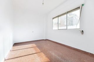 Piso en venta en Polígono Cartuja – La Paz en Granada