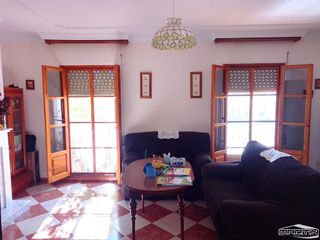 Chalet en venta en Lucena