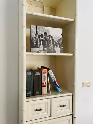 ESTANTERÍA ALTA VINTAGE! CAJONES MADERA BLANCA