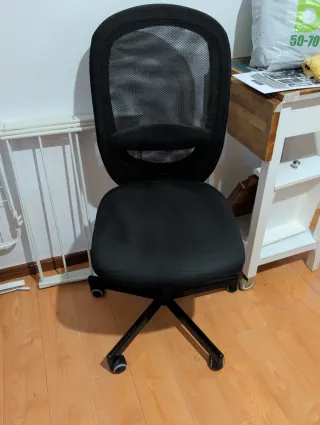 Silla de oficina Ikea negra Flintan