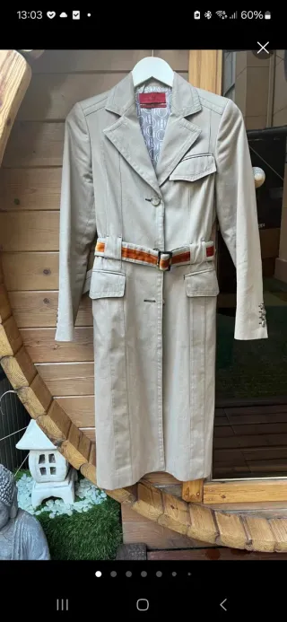 Gabardina Carolina Herrera Beige