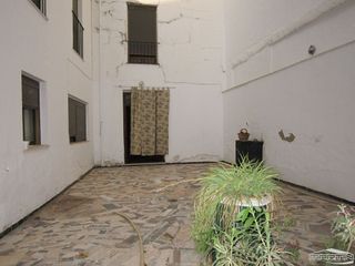 Casa adosada en venta en Lucena