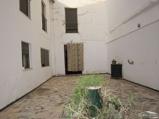 Casa adosada en venta en Lucena