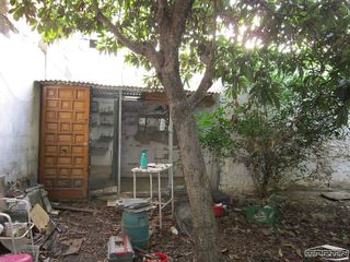 Casa adosada en venta en Lucena