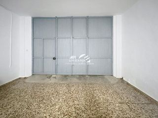 Local comercial en venta en Lucena