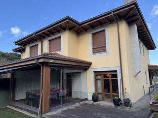 Casa adosada en venta en Llanes en Llanes