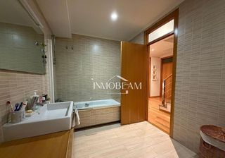 Casa adosada en venta en Poio