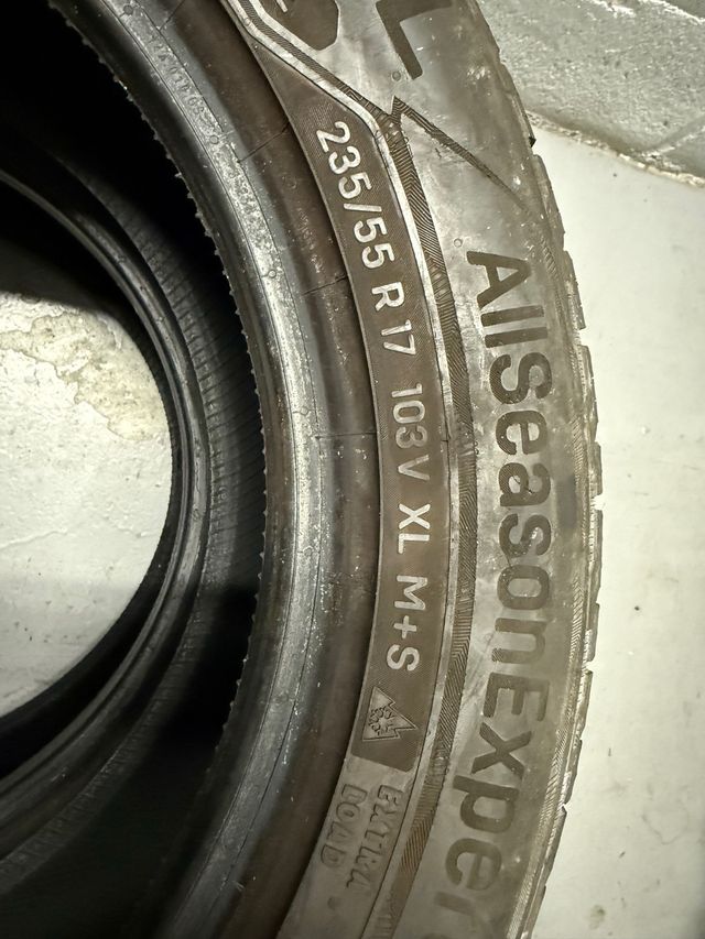 Neumáticos de invierno uniroyal 235-55-17