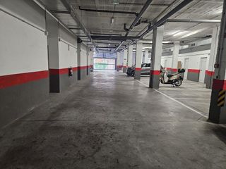 Garaje en venta en Calahonda en Mijas