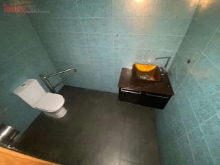 Local comercial en venta en Paseo de los Puentes - Santa Margarita en Coruña (A)