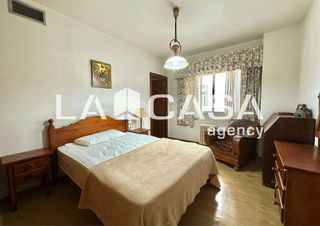 Piso en venta en Los Remedios en Sevilla