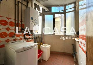 Piso en venta en Los Remedios en Sevilla