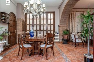 Chalet en venta en Ogíjares