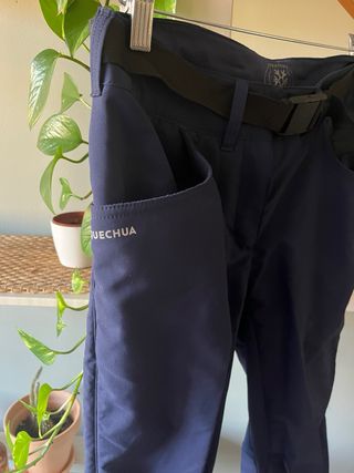 Pantalón montaña Decathlon azul marino Talla M