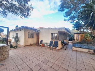 Chalet en venta en Sant Esteve Sesrovires