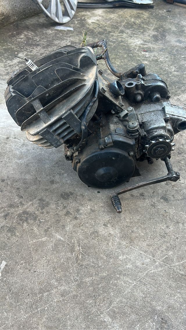 Motor Yamaha Blaster 200