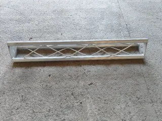 Truss Triangular Musicson BJR