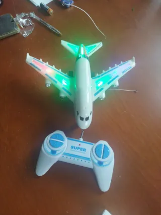 Avión Súper Aerobús RC con mando