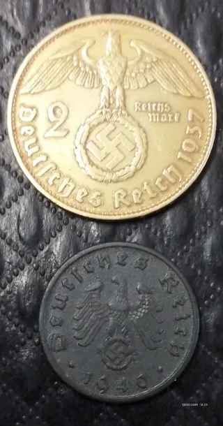 Moneta 2 Reichsmark 1937 con bagno d'oro 24 carati