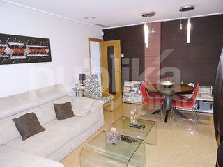 Piso en venta en Ciutat Universitària en Elche