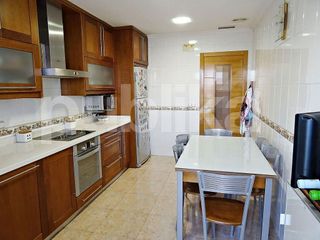 Piso en venta en Ciutat Universitària en Elche