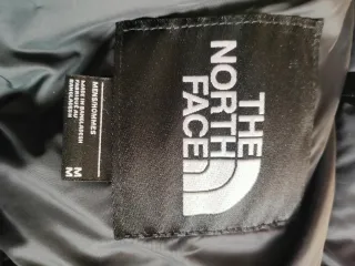 Chaqueta The North Face Negra y Amarilla
