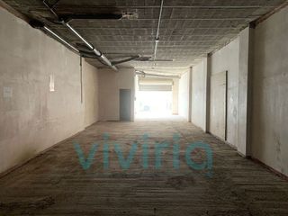 Local comercial en venta en Ontinyent