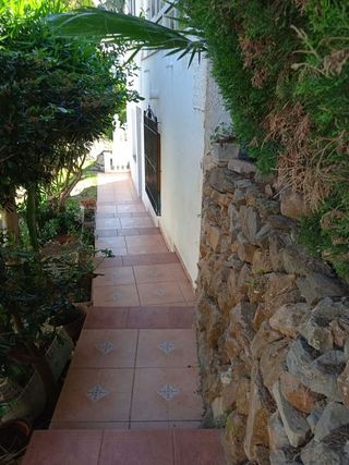 Chalet en alquiler en El Faro de Calaburra - Chaparral en Mijas