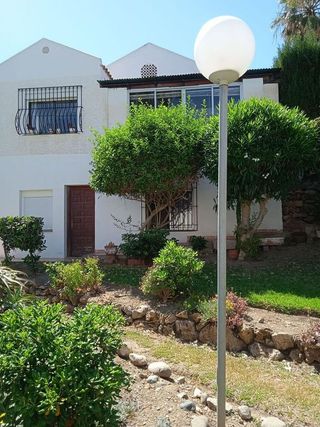 Chalet en alquiler en El Faro de Calaburra - Chaparral en Mijas
