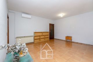 Piso en venta en Sanfeliu en Hospitalet de Llobregat, L´