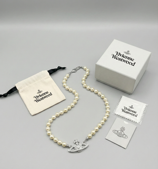 Collar Perlas Orb Saturno Plateado Vivienne Westwo