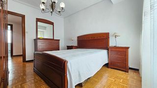 Piso en venta en Coronación en Vitoria-Gasteiz