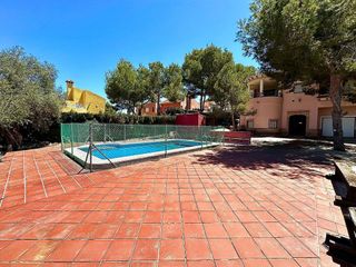 Chalet en venta en San Miguel de Salinas