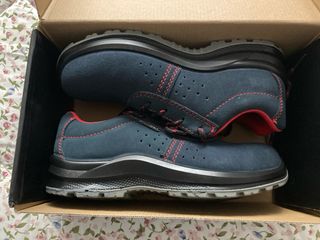 Zapatos de seguridad Forli azul y rojo