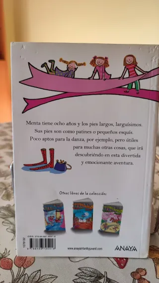 Guapas, listas y valientes. La niña de los pies...