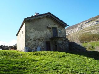 Chalet en venta en Espinosa de los Monteros