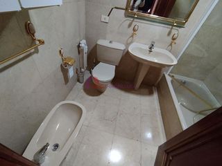 Piso en venta en Plaza España - Villa Pilar - Reyes Católicos - Vadillos en Burgos