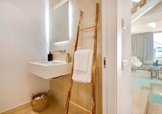 Casa adosada en alquiler en Río Real en Marbella