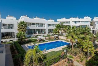Casa adosada en alquiler en Río Real en Marbella