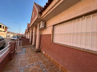 Casa adosada en venta en Fuente Alamo