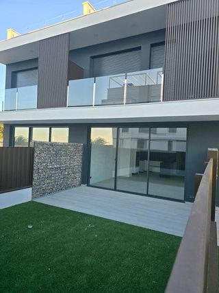 Casa adosada en venta en L' Hospitalet de l'Infant en Vandellòs i l'Hospitalet de l'Infant