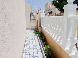 Casa adosada en venta en La Siesta - El Salado - Torreta en Torrevieja