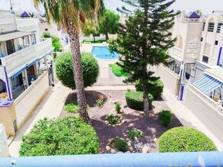 Casa adosada en venta en La Siesta - El Salado - Torreta en Torrevieja