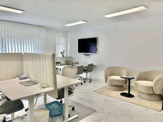 Oficina en venta en Zona Puerto Deportivo en Fuengirola