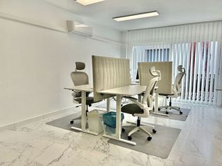 Oficina en venta en Zona Puerto Deportivo en Fuengirola